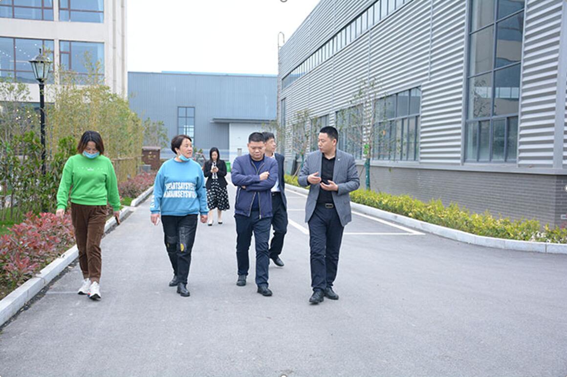 天门华泰中学一行莅临我司检查指导工作！