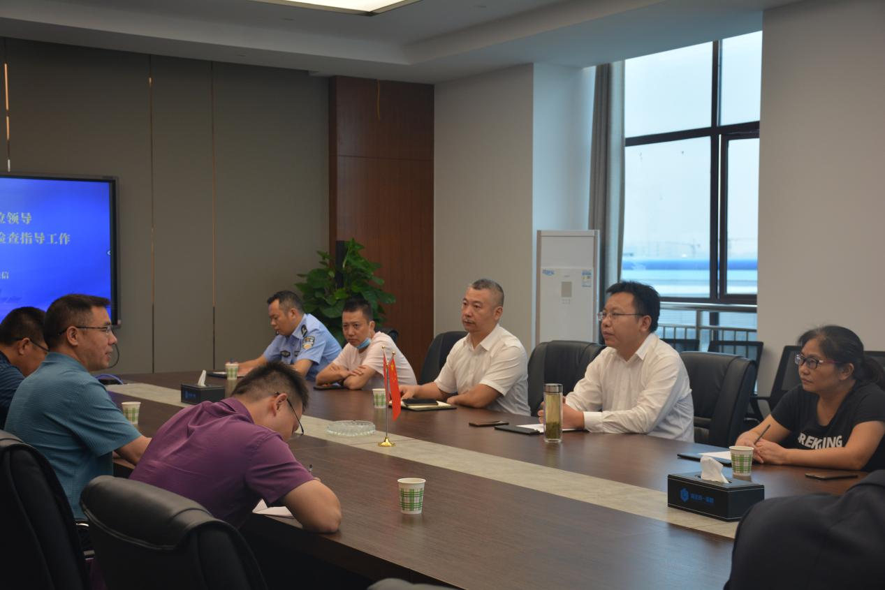 深入企业解决问题 帮助企业加快发展