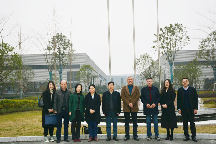 湖北省营养学会领导一行莅临熊猫体育集团参观考察