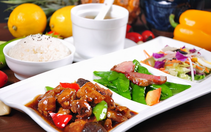 食堂承包商推荐的吃肉减肥法!