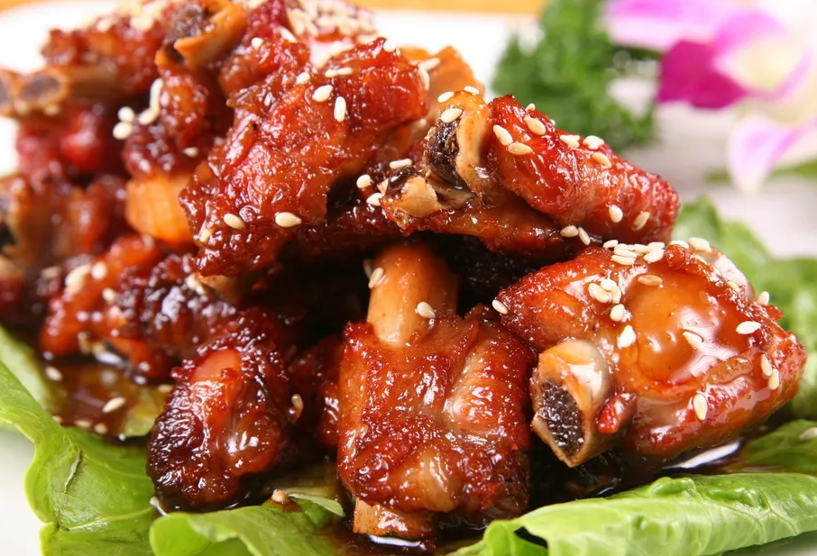 拒绝餐饮浪费要长抓不懈